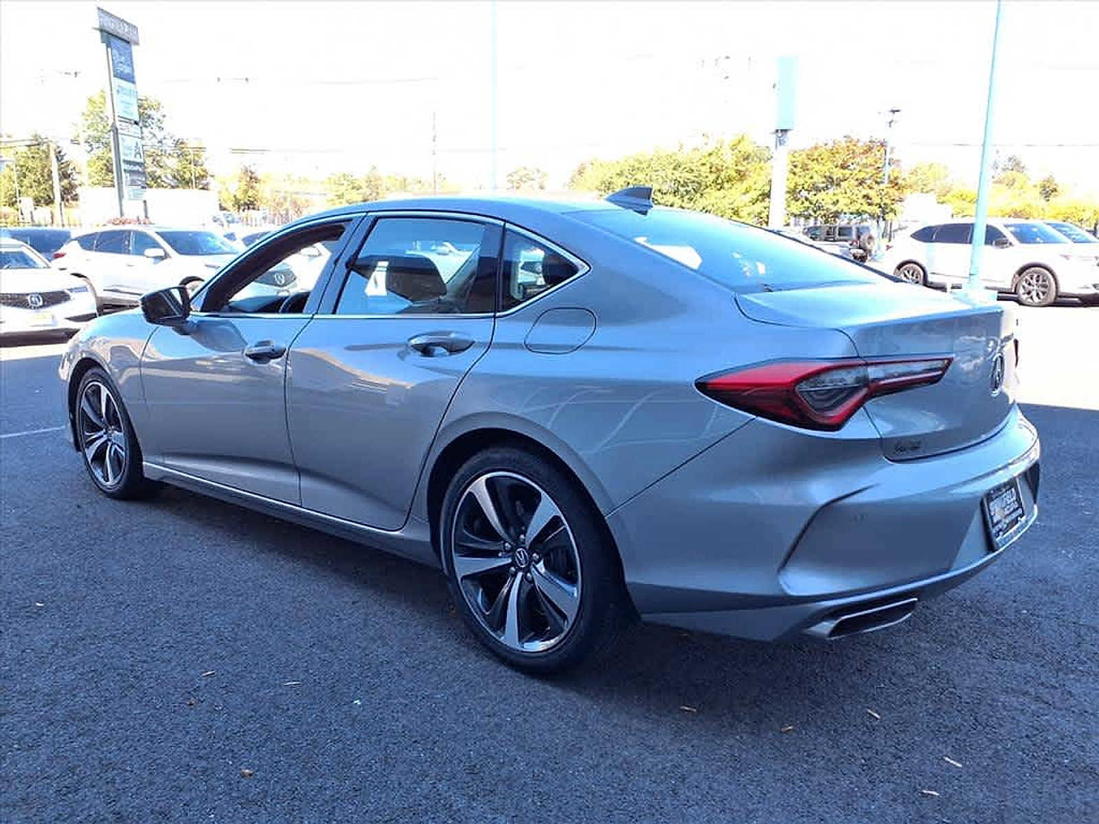Certified 2025 Acura TLX w/ Technology Package image 3
