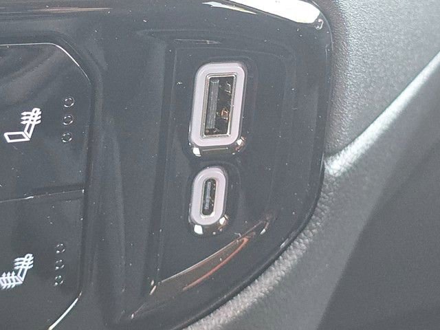 New 2025 Chevrolet Silverado 1500 LT w/ Z71 Off-Road Package image 9