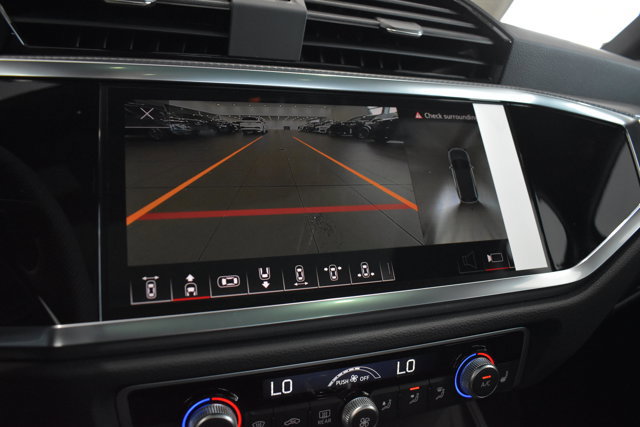 Used 2025 Audi Q3 2.0T Premium Plus w/ Premium Plus Package image 17