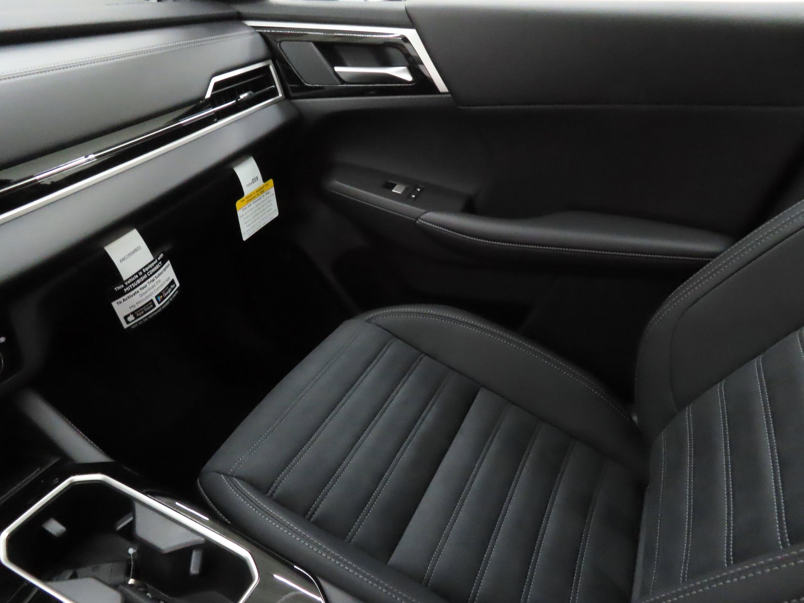 New 2026 Mitsubishi Outlander SE AWD/4WD image 18