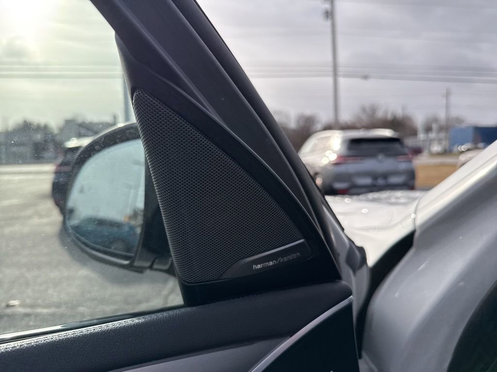 Used 2020 BMW X3 M40i w/ Executive Package image 9