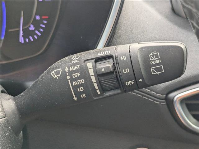 Used 2020 Hyundai Santa Fe Limited image 7