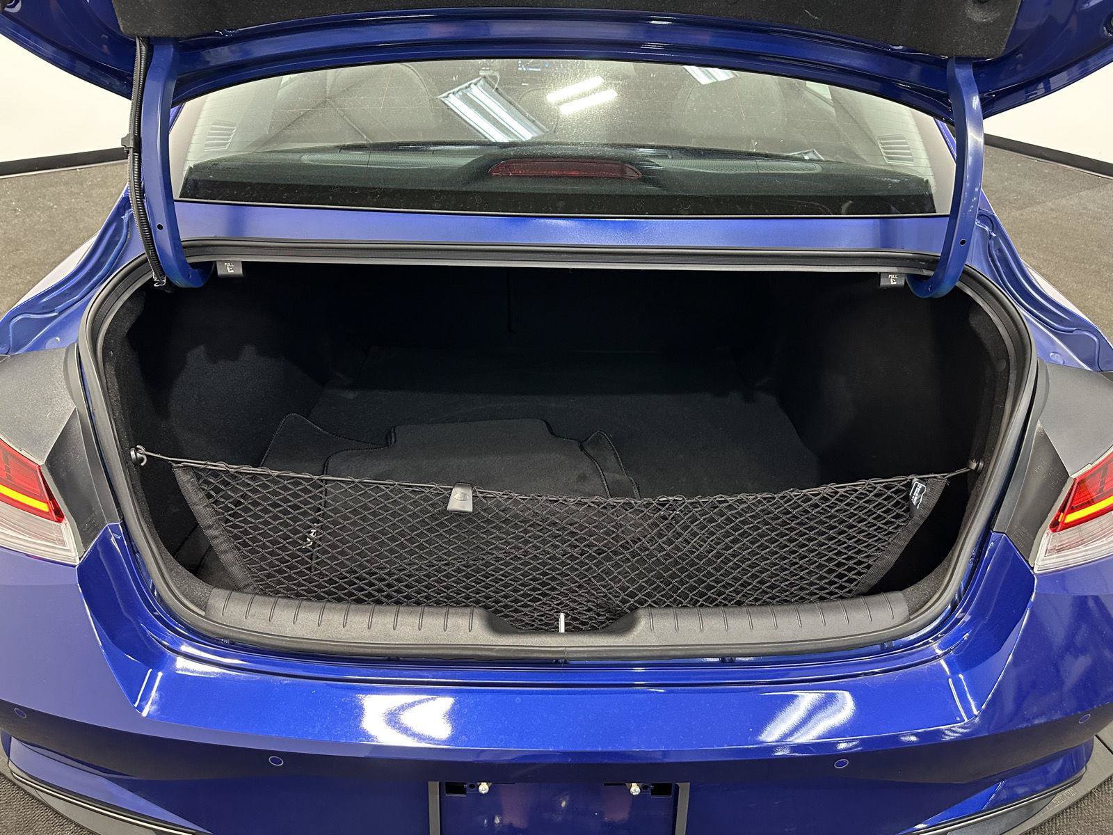 Certified 2023 Hyundai Elantra Limited FWD image 30