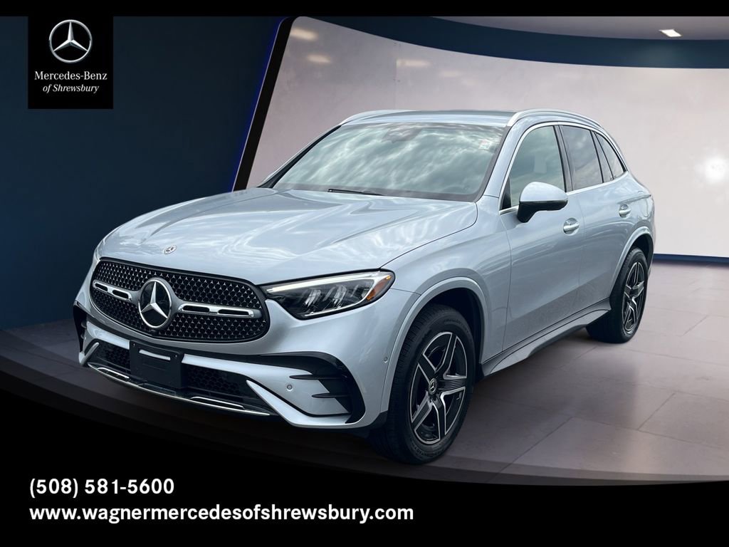 Used 2025 Mercedes-Benz GLC 350e 4MATIC image 1