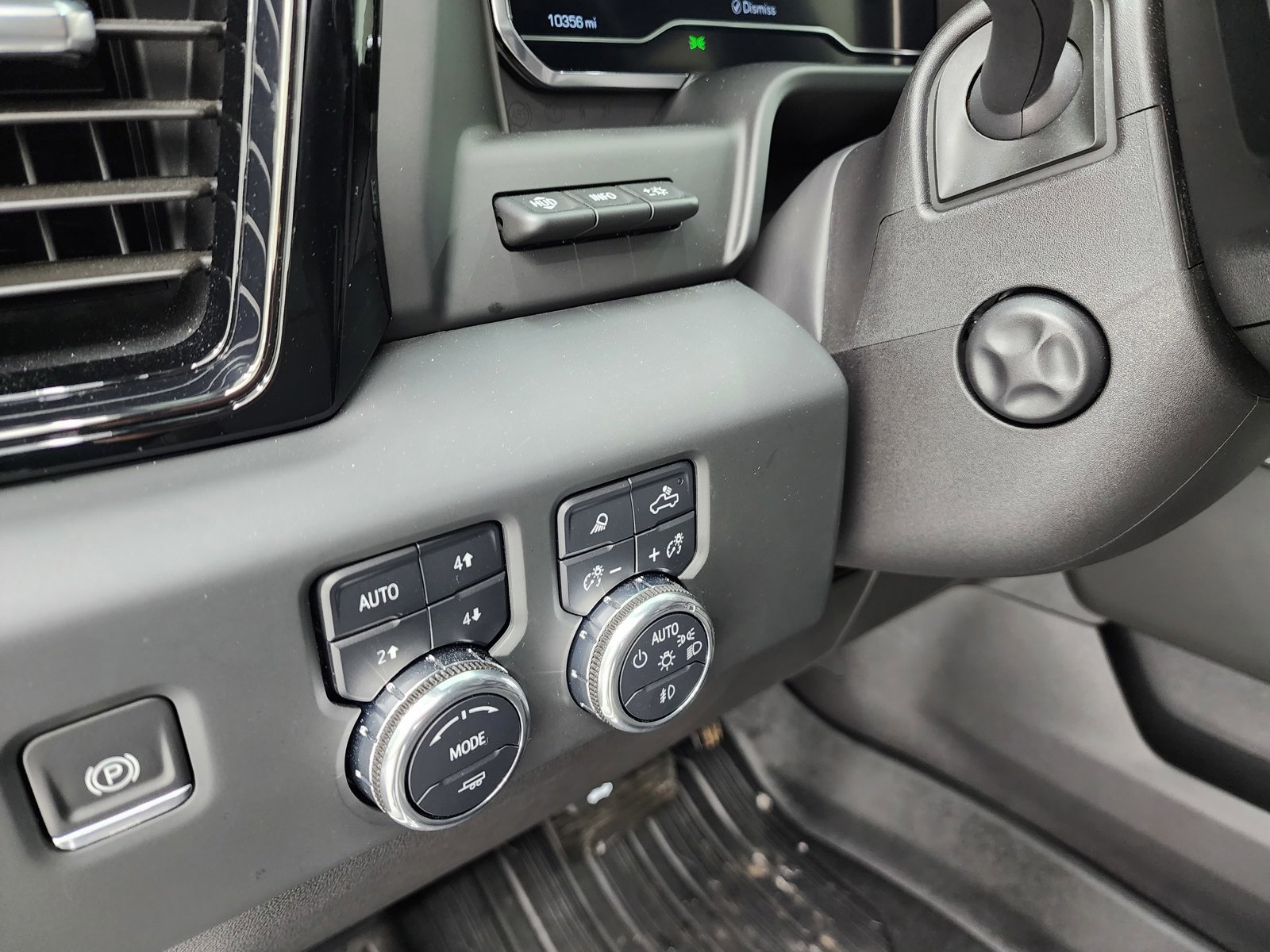 Used 2024 GMC Sierra 1500 AT4X image 50