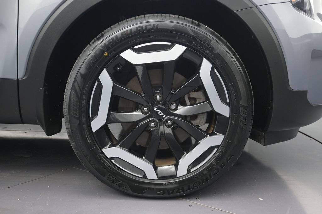 Used 2024 Kia Telluride S w/ S Sunroof Package FWD image 10