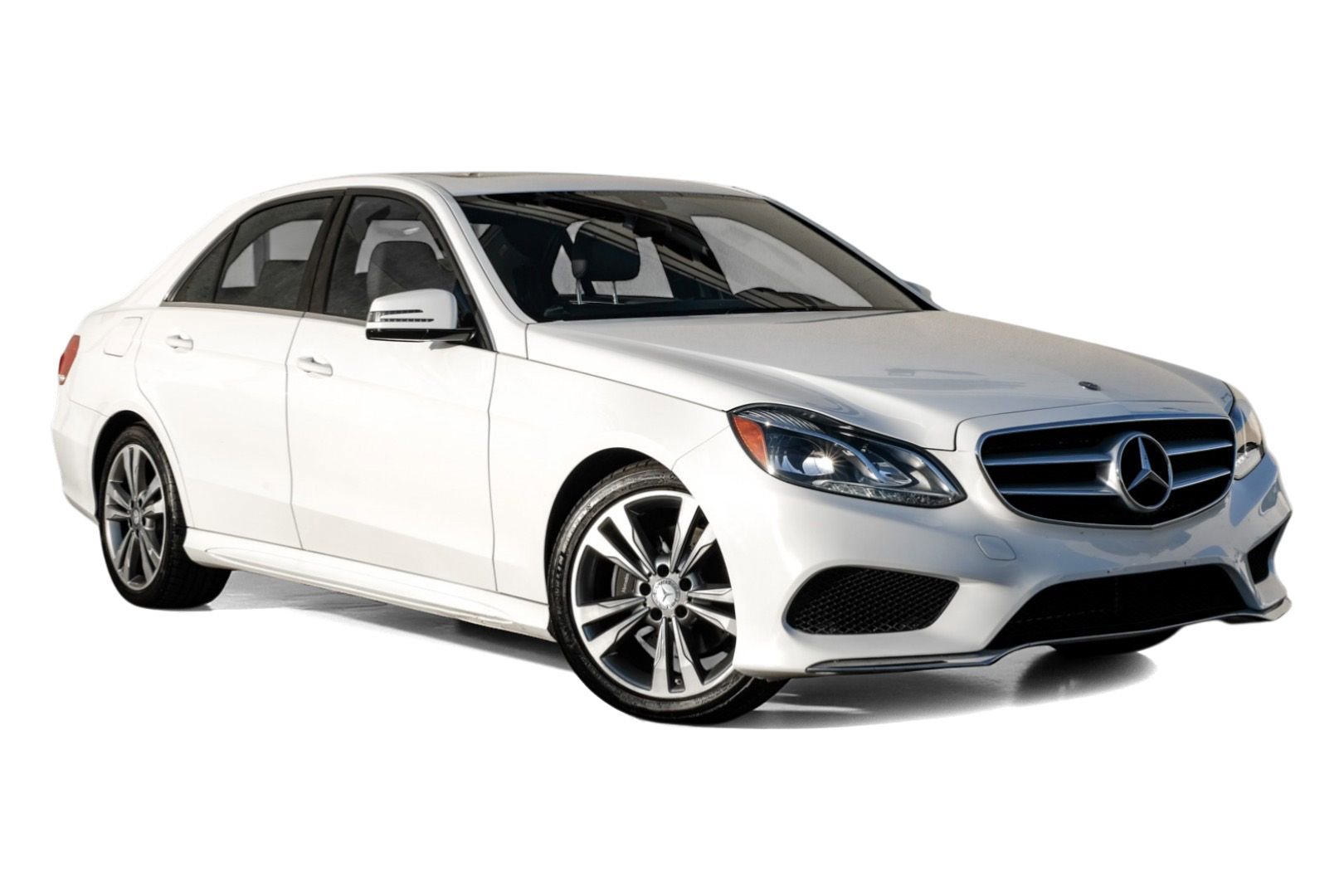 Used 2014 Mercedes-Benz E 350 Sedan w/ Premium 1 Package image 5
