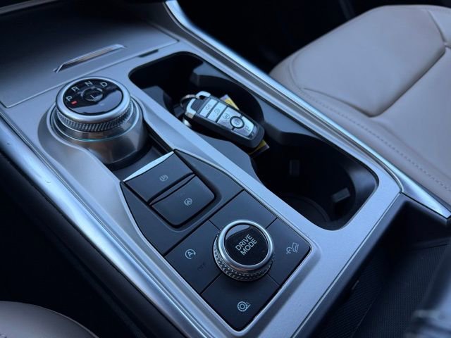 Used 2023 Ford Explorer XLT w/ Equipment Group 202A image 17