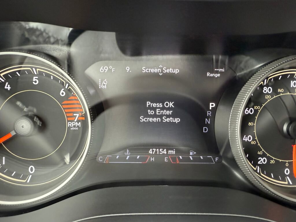 Used 2023 Jeep Cherokee Altitude Lux image 14