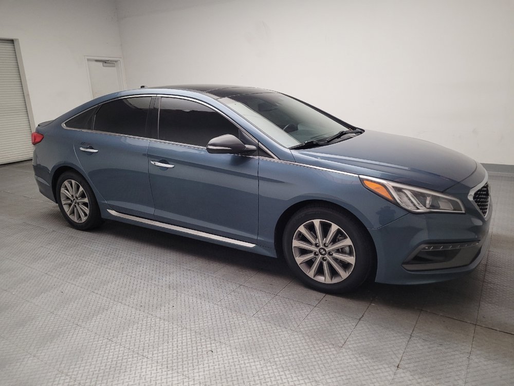 Used 2016 Hyundai Sonata Limited w/ Option Group 05 FWD image 11