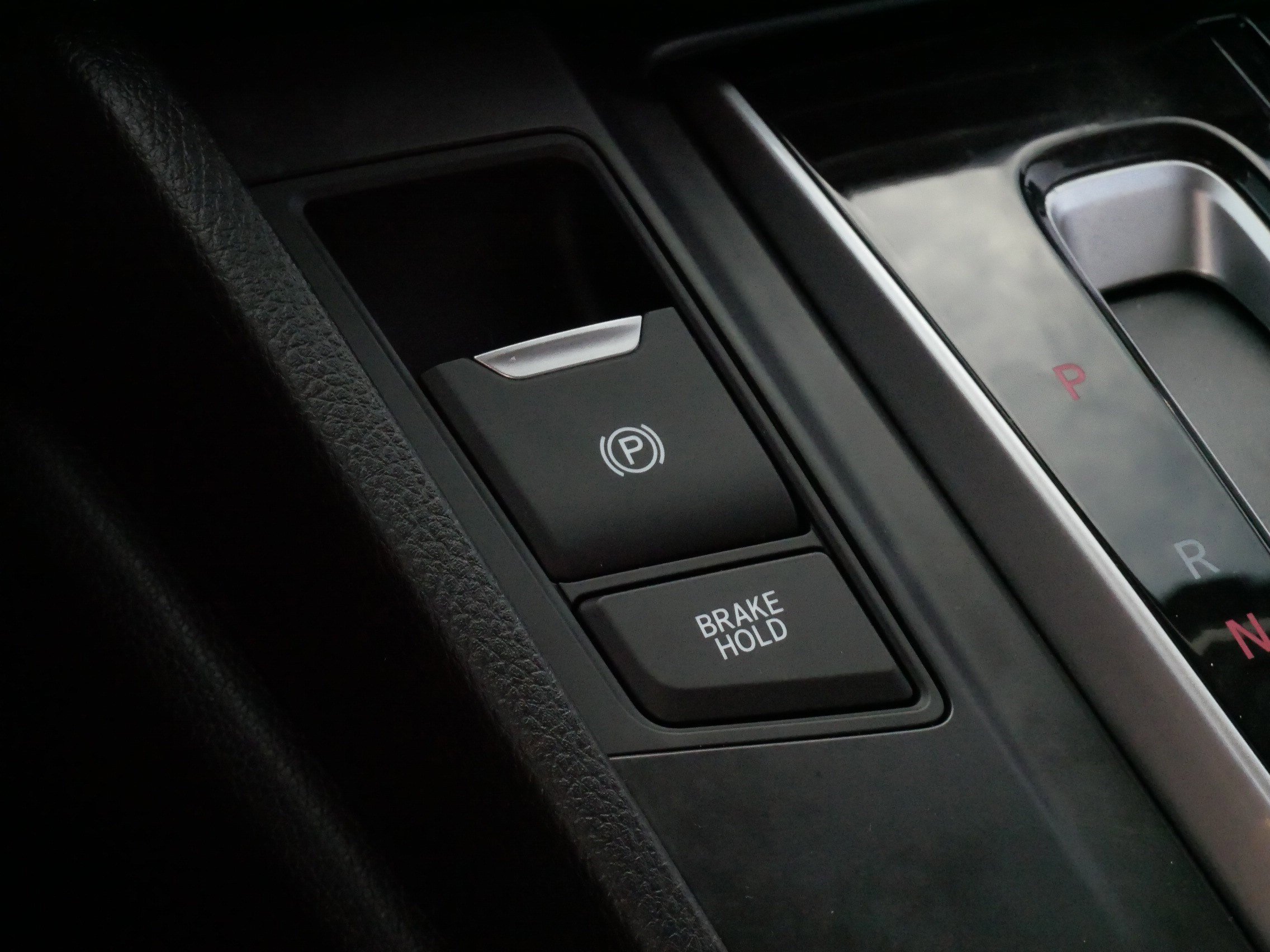 Used 2018 Honda CR-V Touring image 27