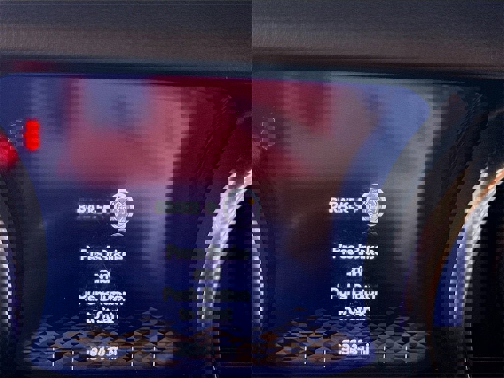 Used 2023 Jeep Wrangler Unlimited Sahara w/ Cold Weather Group image 6