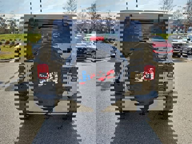 Used 2016 Jeep Wrangler Unlimited Sahara w/ Max Tow Package image 5