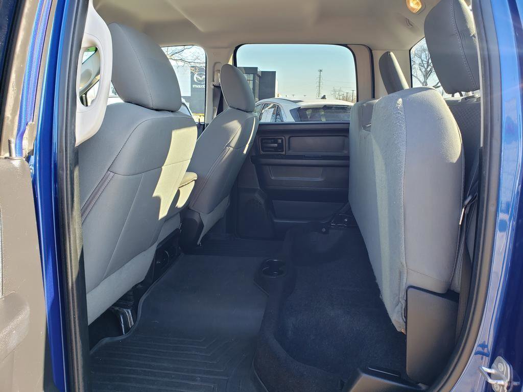 Used 2016 RAM 1500 Express image 18