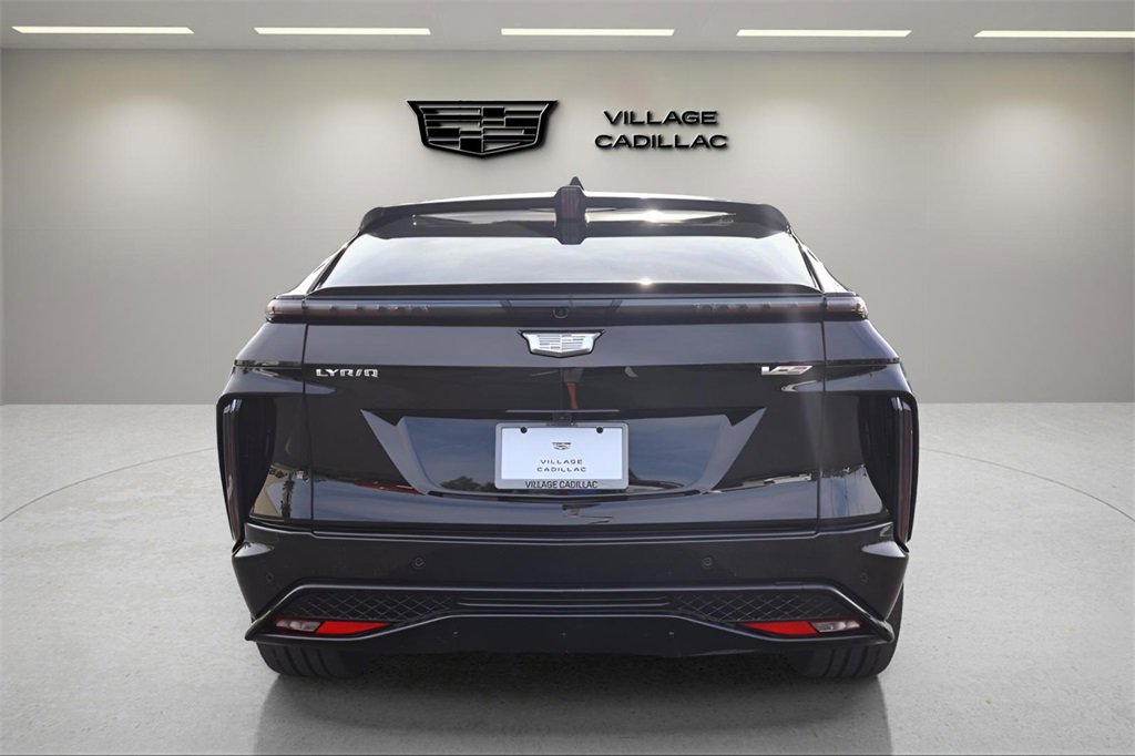 New 2026 Cadillac Lyriq V image 4