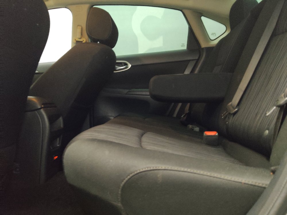 Used 2019 Nissan Sentra SV FWD image 18