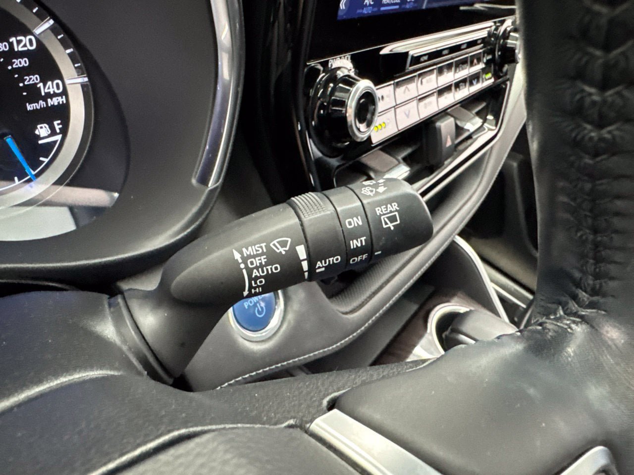Used 2021 Toyota Highlander Platinum AWD/4WD image 25