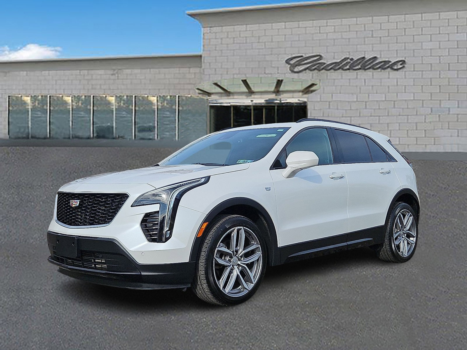 Used 2019 Cadillac XT4 Sport image 1
