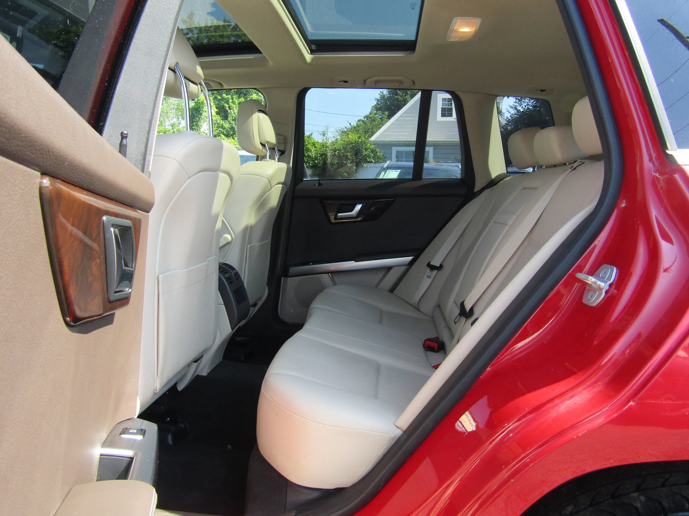 Used 2014 Mercedes-Benz GLK 250 BlueTEC 4MATIC image 12