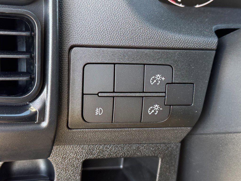 New 2025 RAM ProMaster 1500 w/ Convenience Group image 27