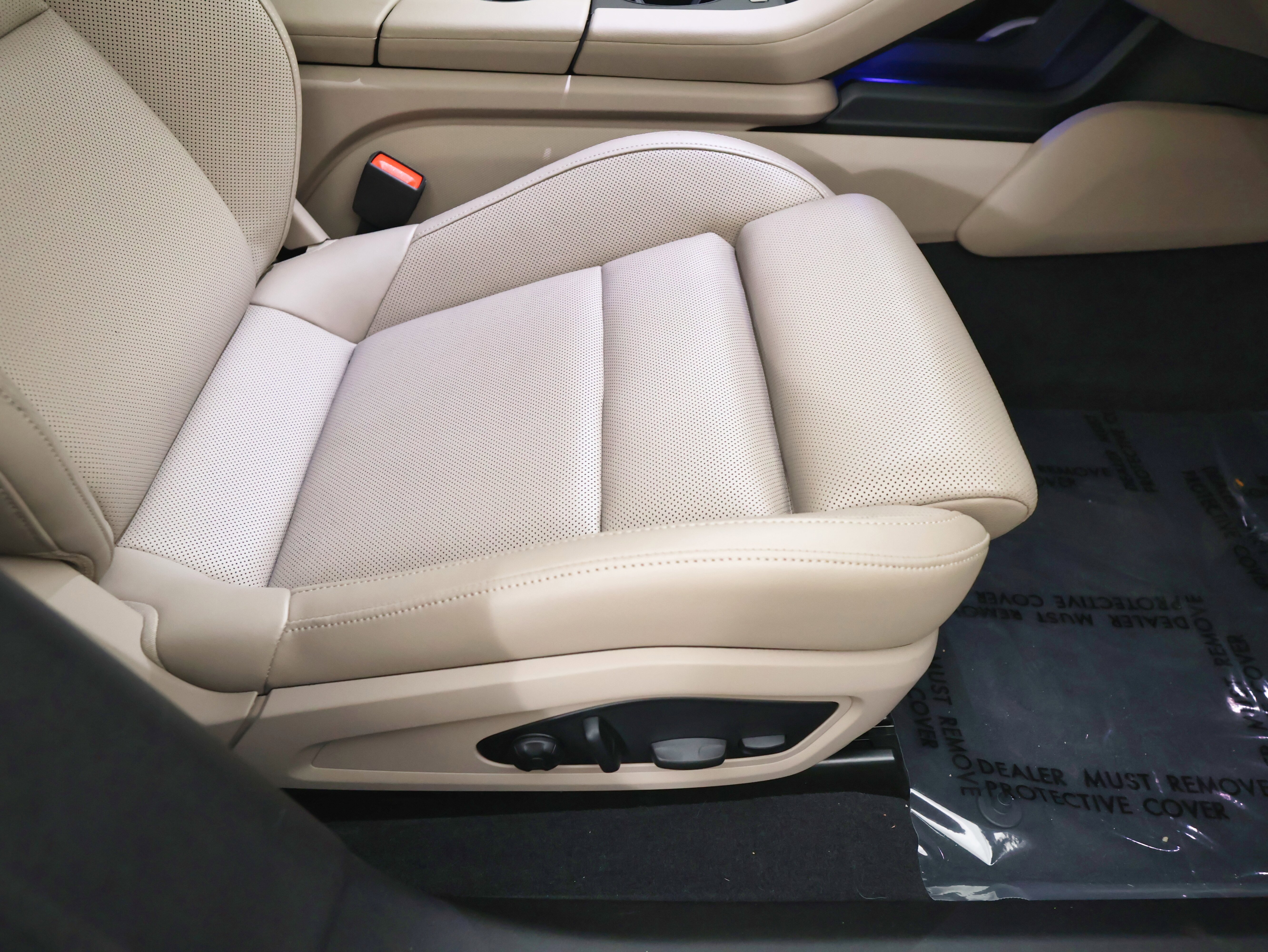 Used 2022 Porsche Taycan 4S image 49