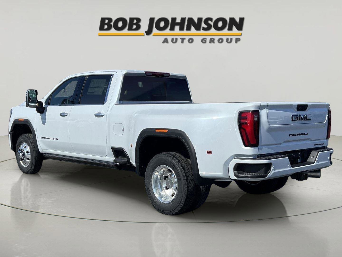 New 2026 GMC Sierra 3500 Denali Ultimate w/ LPO, Black Badging Package image 5