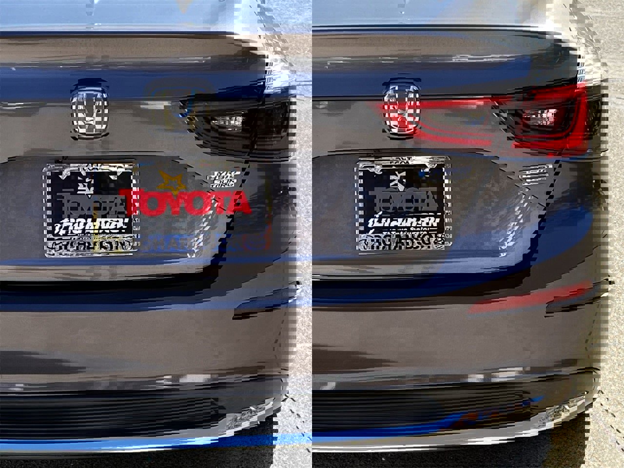 Used 2022 Honda Insight Touring image 6