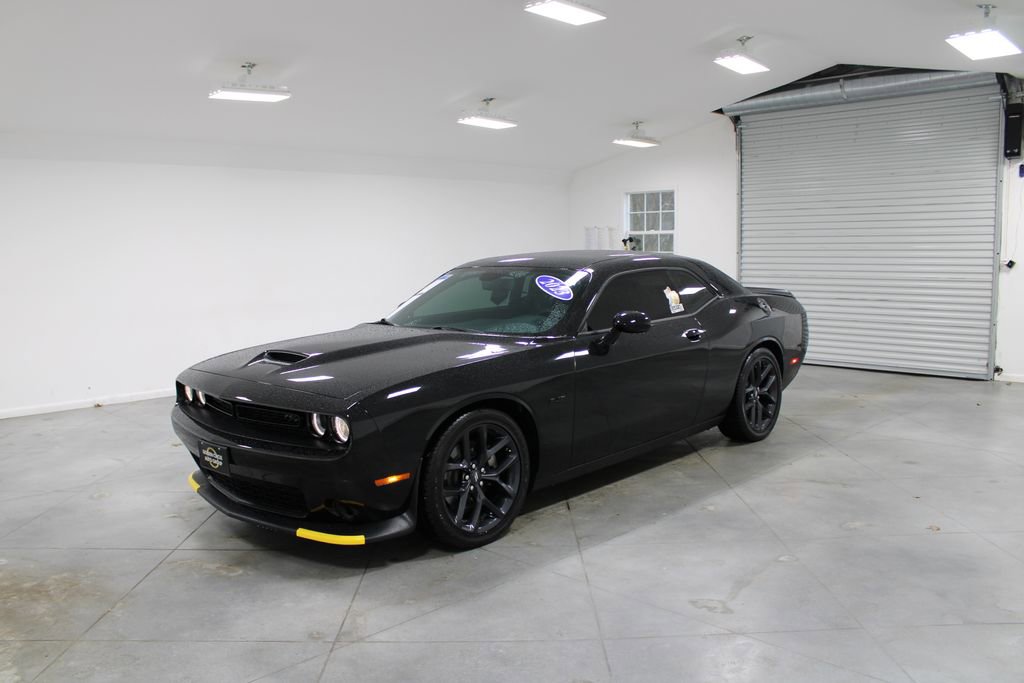Used 2023 Dodge Challenger R/T w/ Blacktop Package image 4