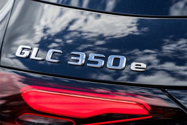 New 2025 Mercedes-Benz GLC 350e 4MATIC image 9
