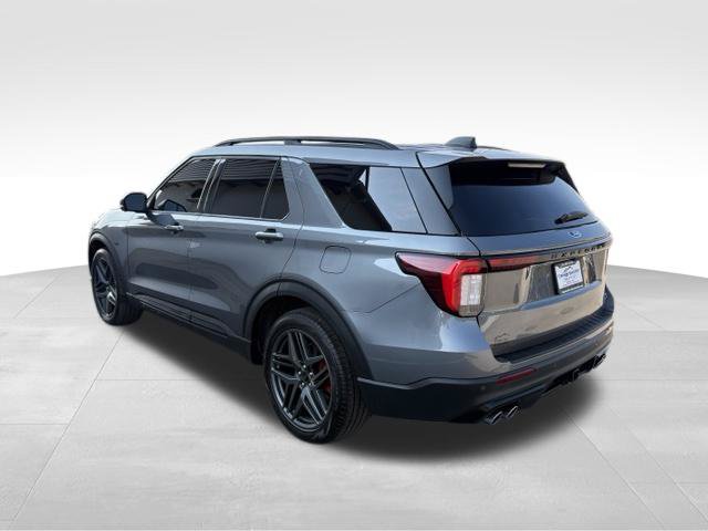 Used 2025 Ford Explorer ST AWD/4WD image 11