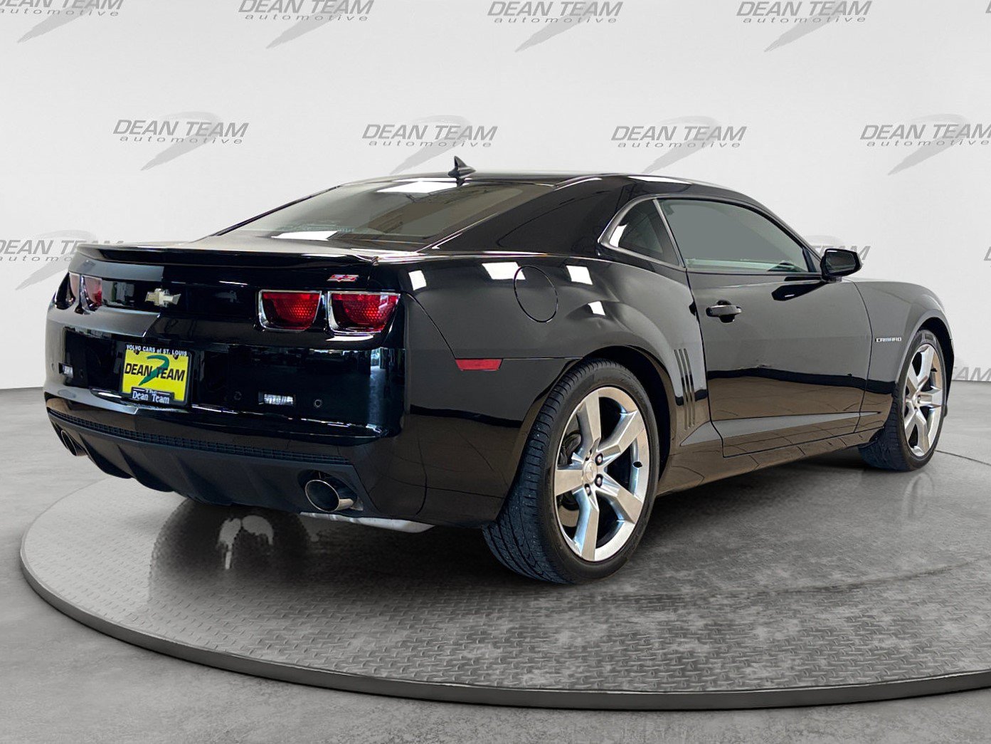Used 2010 Chevrolet Camaro SS w/ RS Package RWD image 4