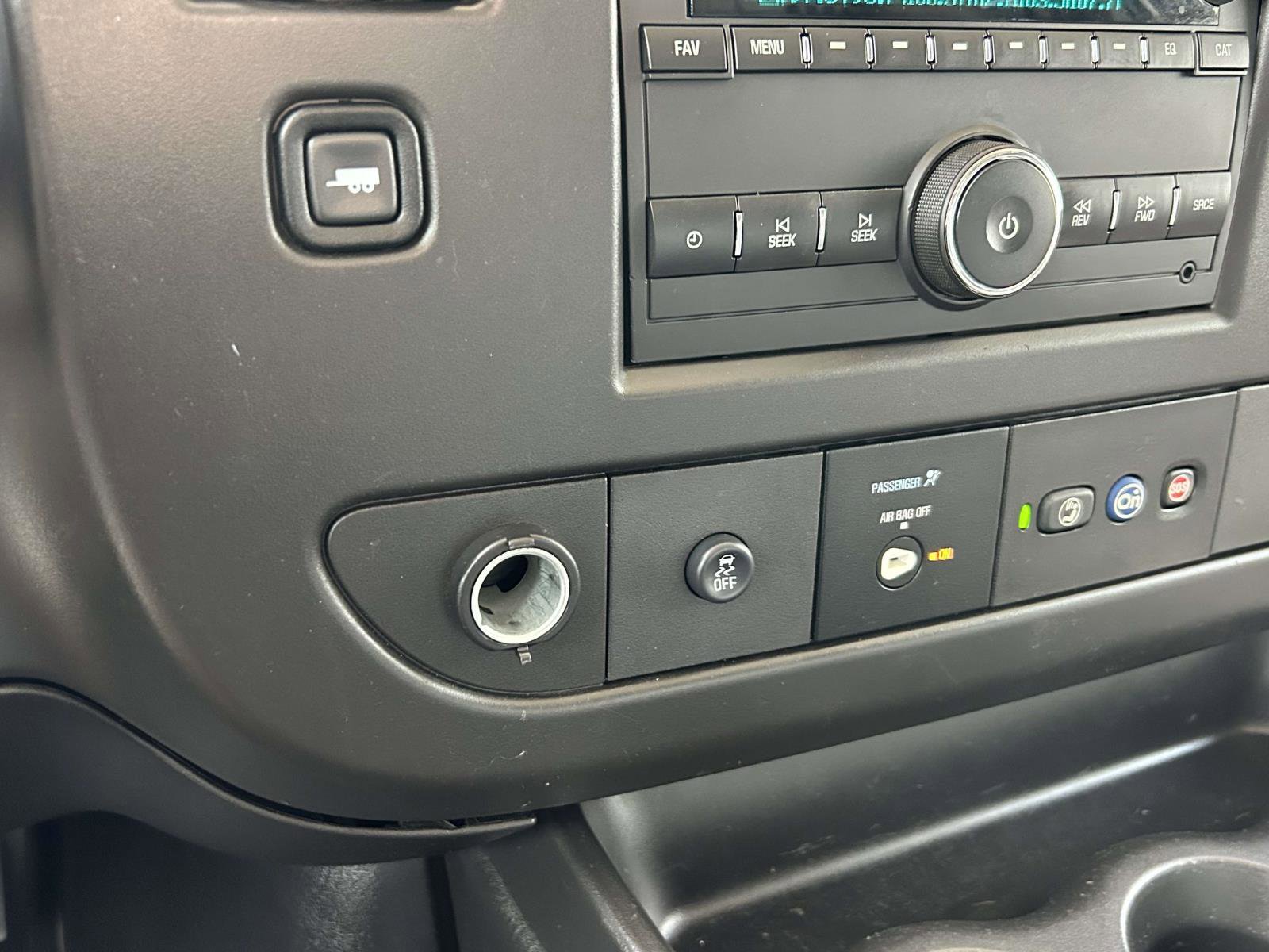 Used 2022 Chevrolet Express 2500 w/ Driver Convenience Package image 23