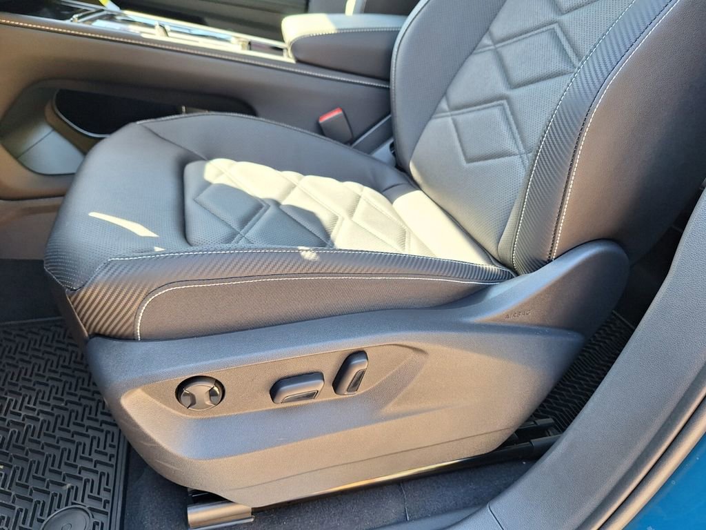 New 2026 Volkswagen Atlas Cross Sport SE image 10