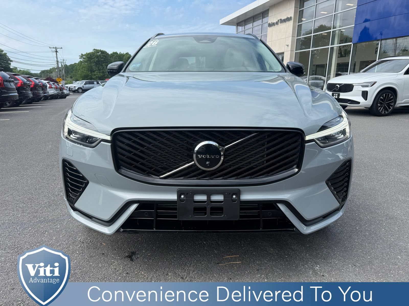 Used 2026 Volvo XC60 T8 Ultra w/ Protection Package Premier AWD/4WD image 3