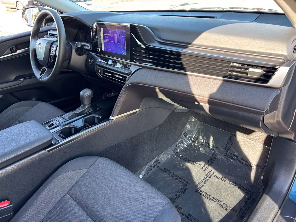 Certified 2025 Toyota Camry LE image 39
