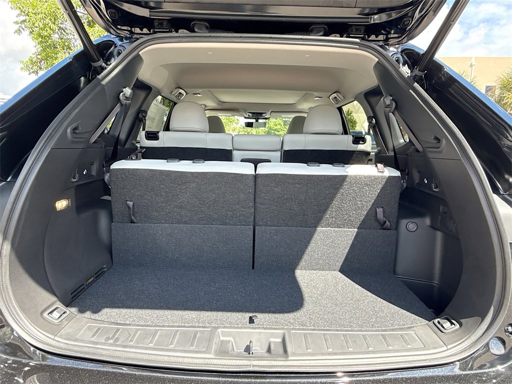 New 2025 Mitsubishi Outlander SE image 28