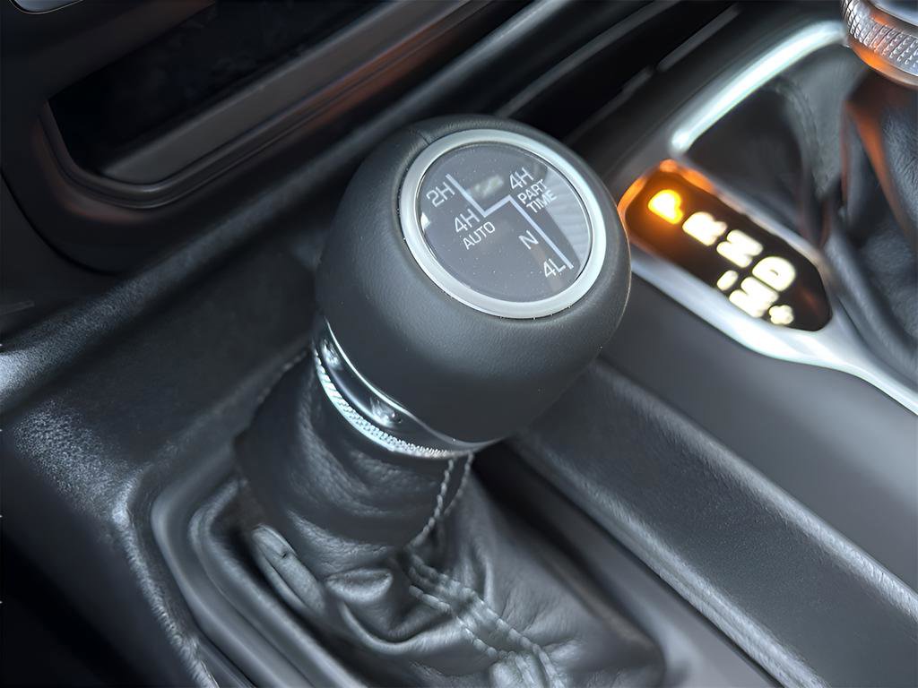 Used 2024 Jeep Wrangler High Altitude image 13