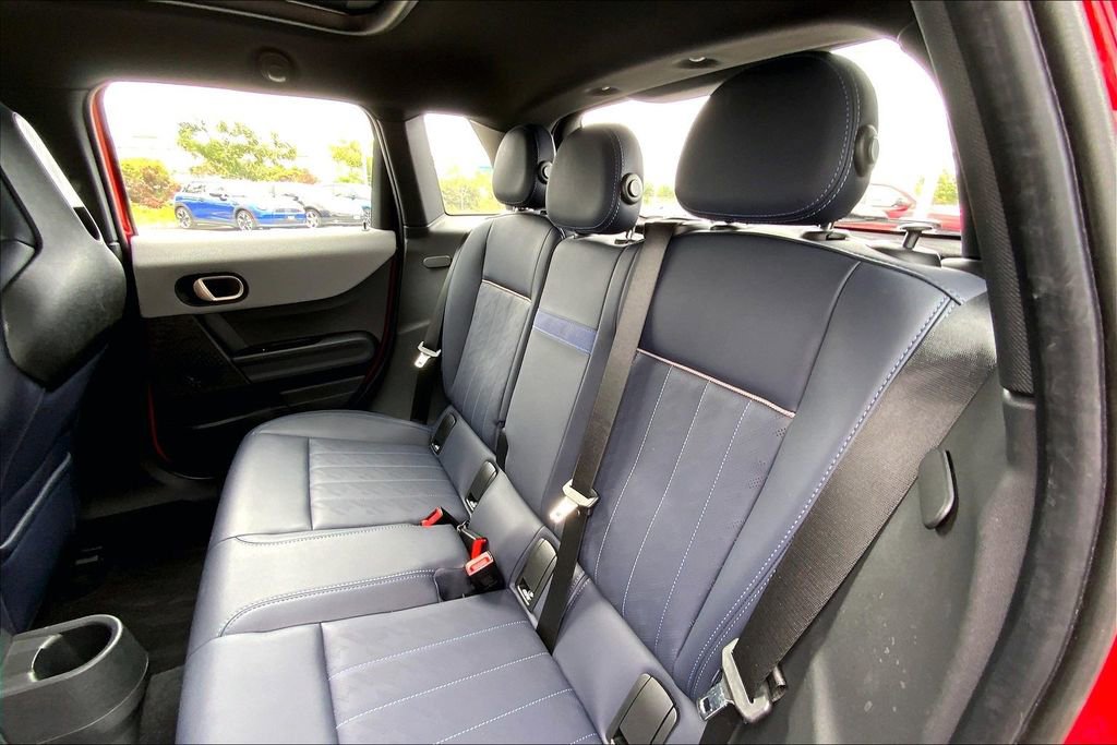 Certified 2025 MINI Cooper S FWD image 28