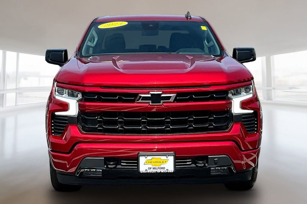 Used 2023 Chevrolet Silverado 1500 RST image 2