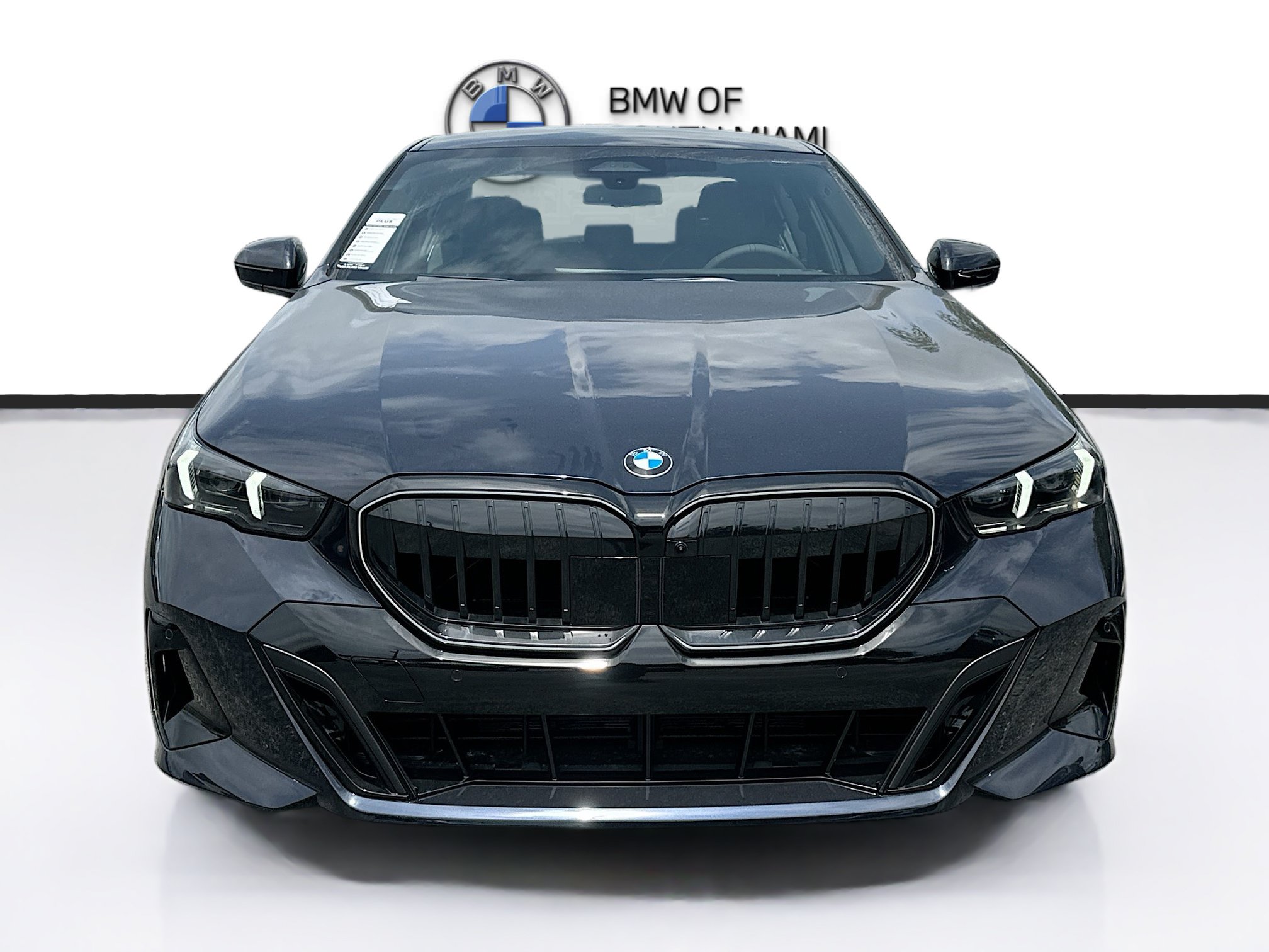New 2027 BMW 530i xDrive AWD/4WD image 2