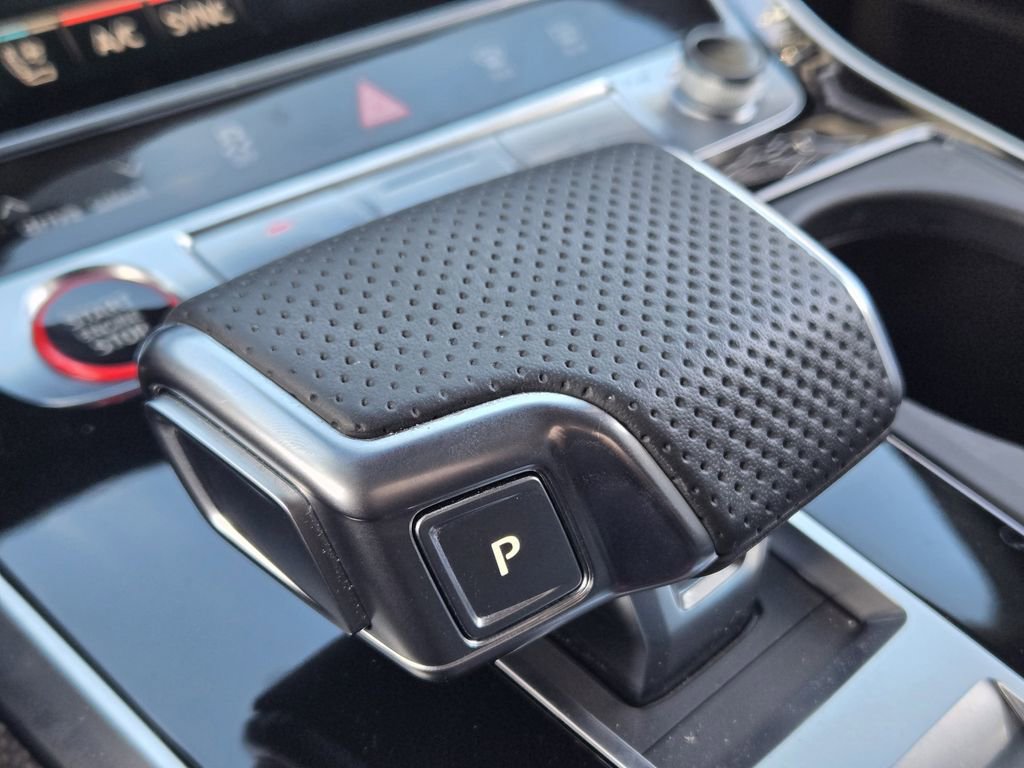Used 2024 Audi SQ8 Prestige image 25