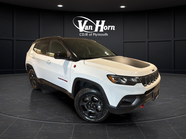 Used 2023 Jeep Compass Trailhawk w/ Sun and Sound Group AWD/4WD image 1