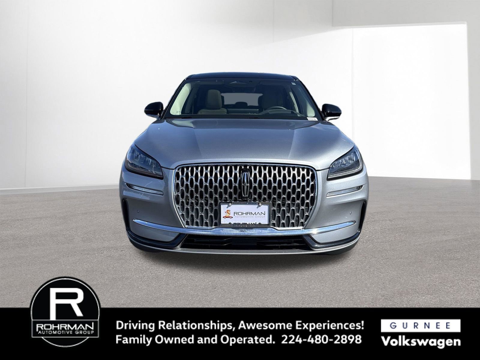 Used 2023 Lincoln Corsair AWD w/ Equipment Group 102A image 3