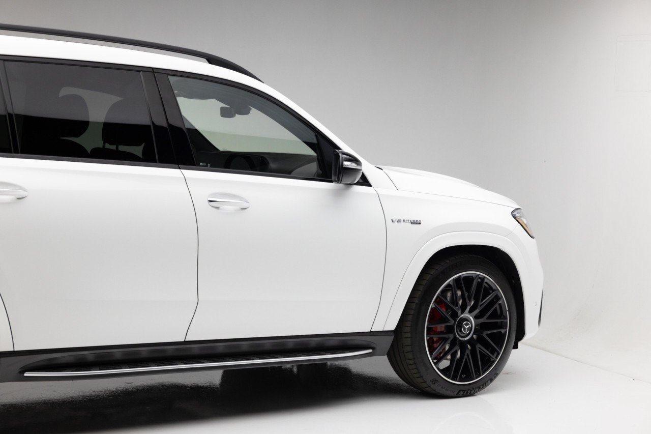 Used 2023 Mercedes-Benz GLS 63 AMG 4MATIC image 27