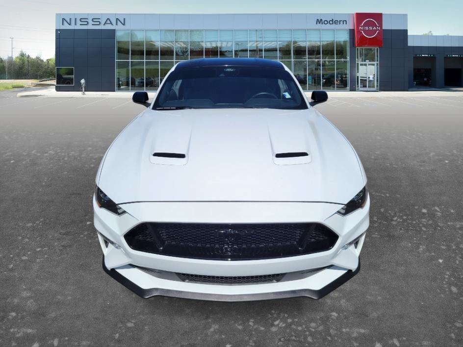Used 2022 Ford Mustang GT Premium w/ Equipment Group 401A RWD image 2