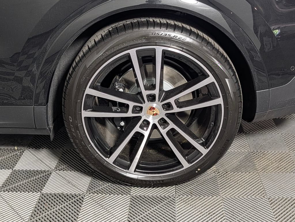 New 2026 Porsche Cayenne S AWD/4WD image 12
