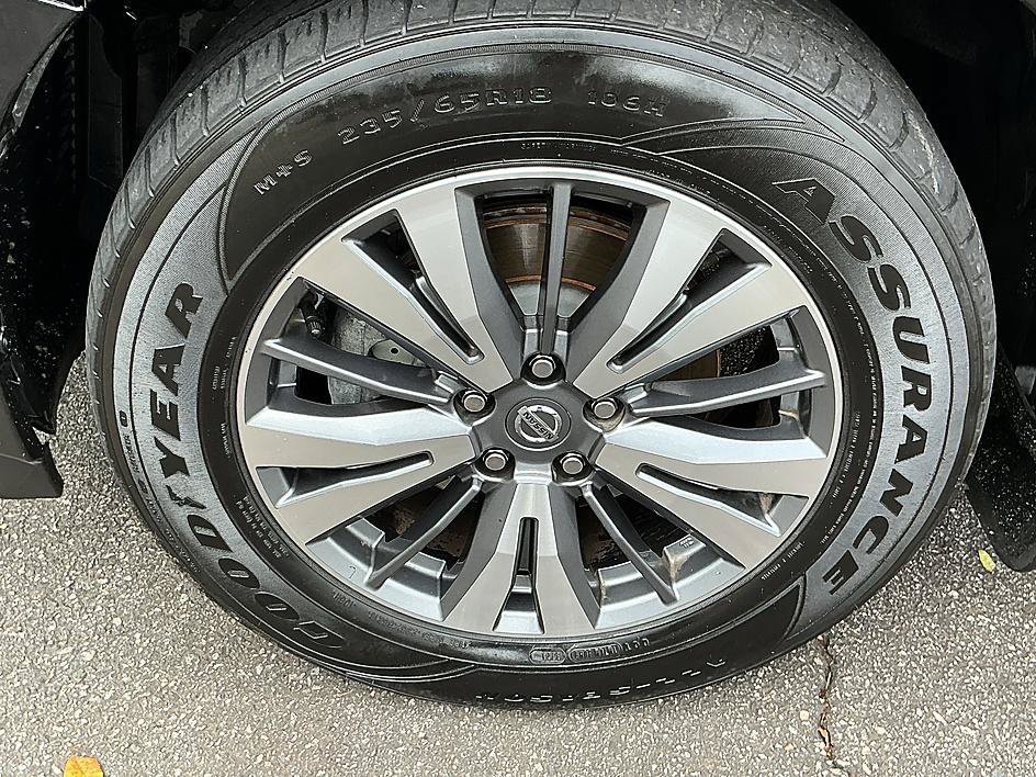 Used 2020 Nissan Pathfinder S AWD/4WD image 10