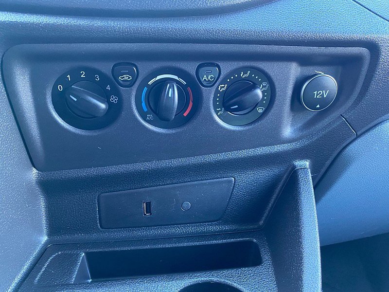Certified 2019 Ford Transit 350 XLT RWD image 40