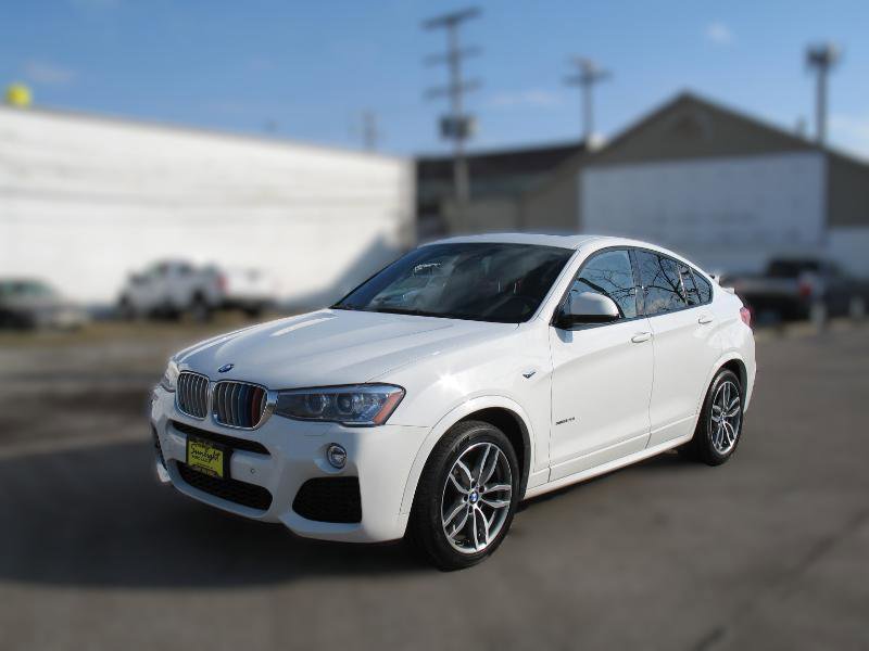 Used 2016 BMW X4 xDrive28i image 3