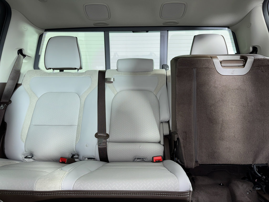 New 2027 RAM 1500 Laramie AWD/4WD image 11